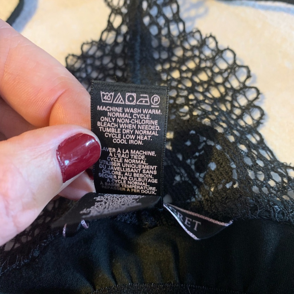 Lacy Details Victoria’s Secret T Strap Slip Dress Black Lace Bodice Romantic - Picture 8 of 10